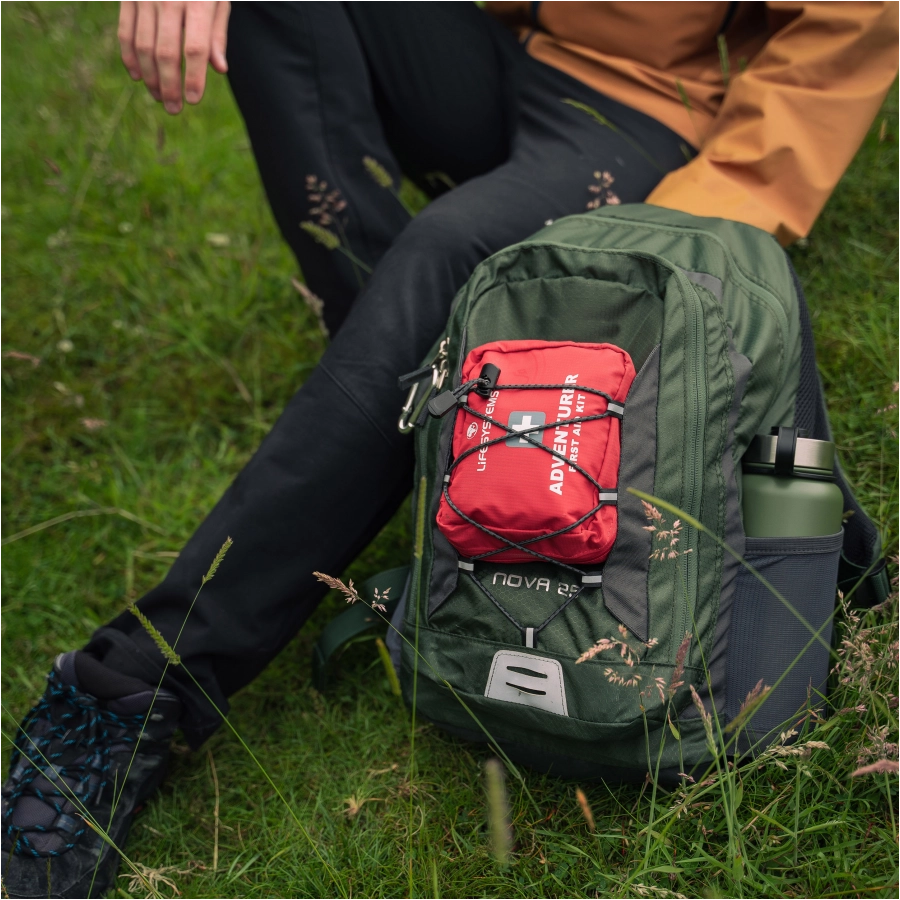 Lifesystems Adventurer First Aid Kit (apteczka podróżna)