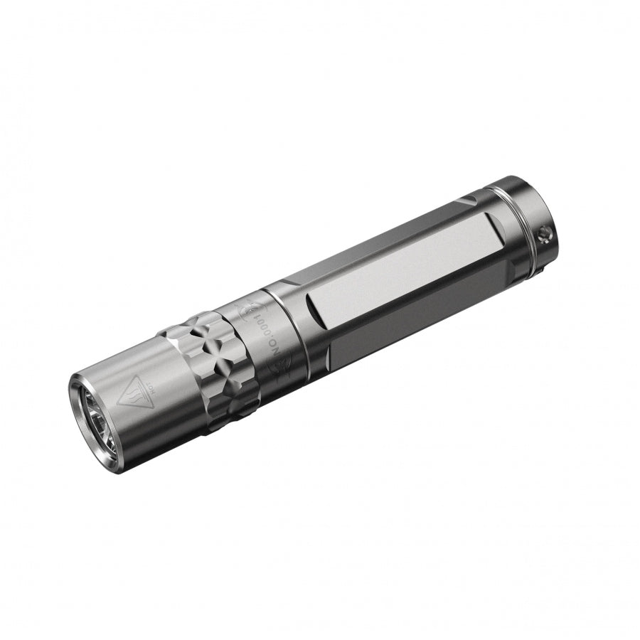 Latarka EDC Fenix SilvGlow stalowa - 100 lm