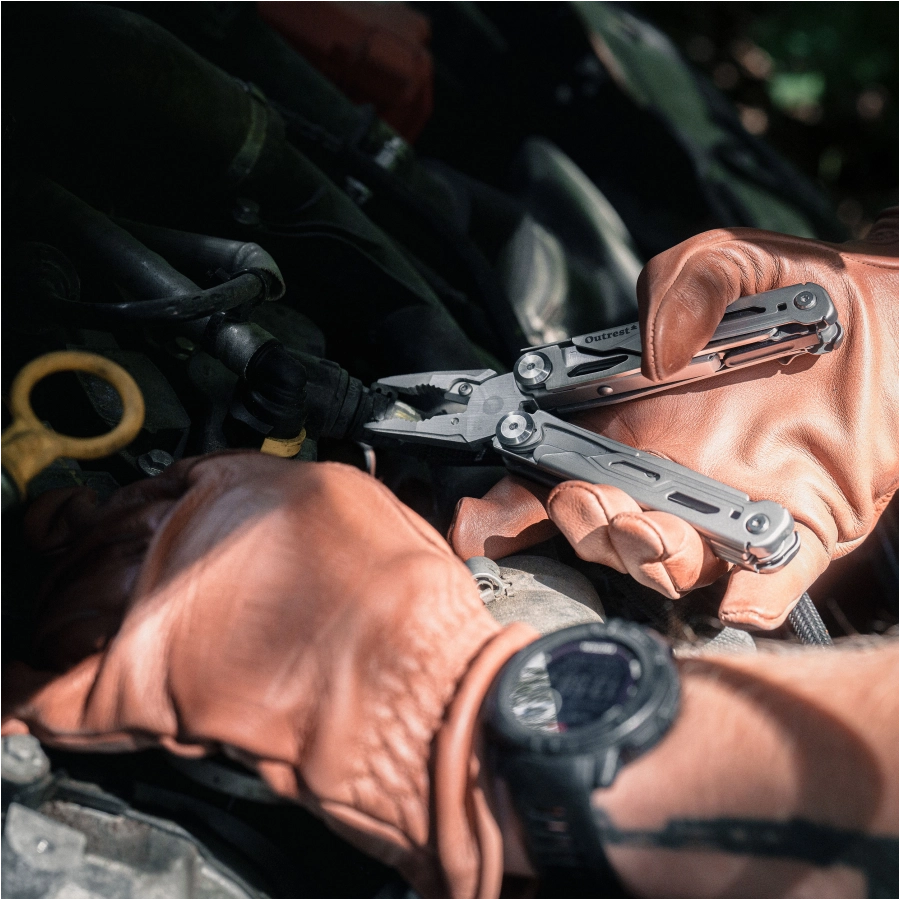 Multitool Outrest Forge + zestaw bitów